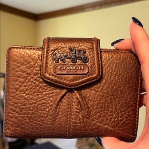 Coach 1941 Carriage Logo Metallic Leather Sm Wallet Gold Interior w/Tassel pull